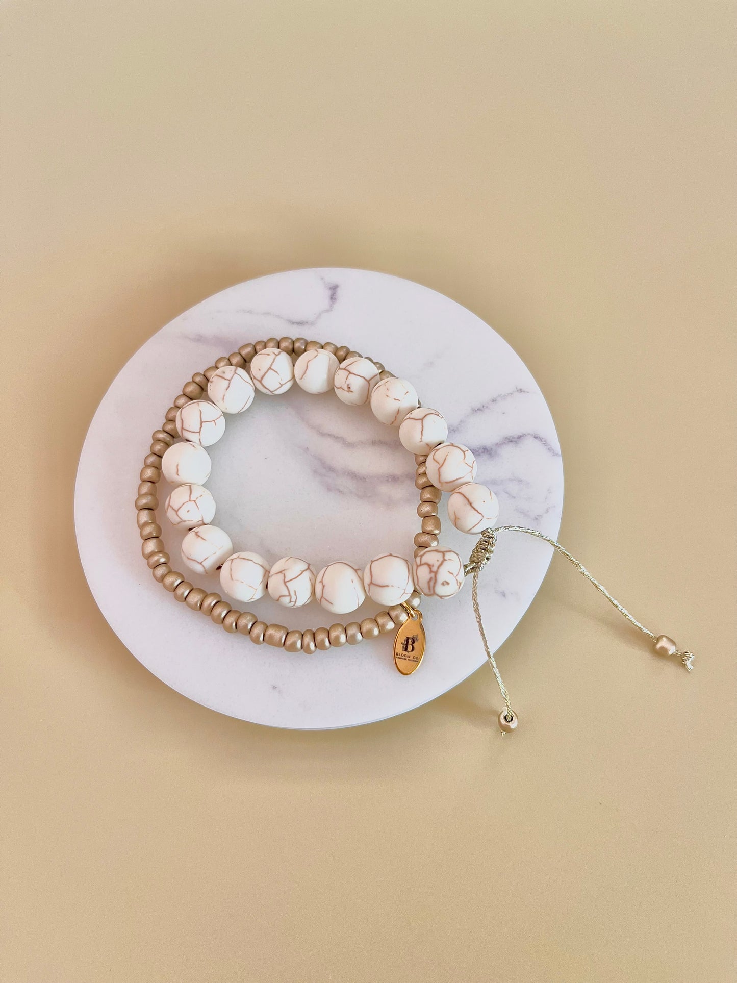 White howlite Dúo Bracelets